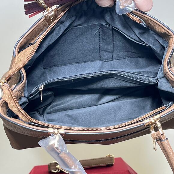 NEW Aimily Handbag Crossbody with Charm & Embroidered Detail PU Leather - Picture 6 of 9